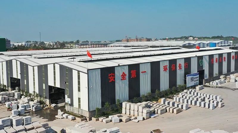 石材翻新包工包料的价格，主要由以下几部分构成：