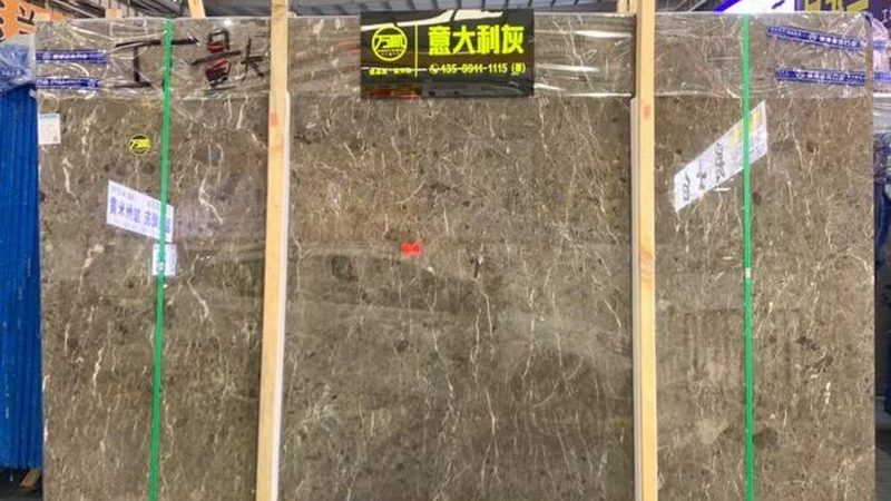 山东石材批发：园林景观石的选材与搭配之道**